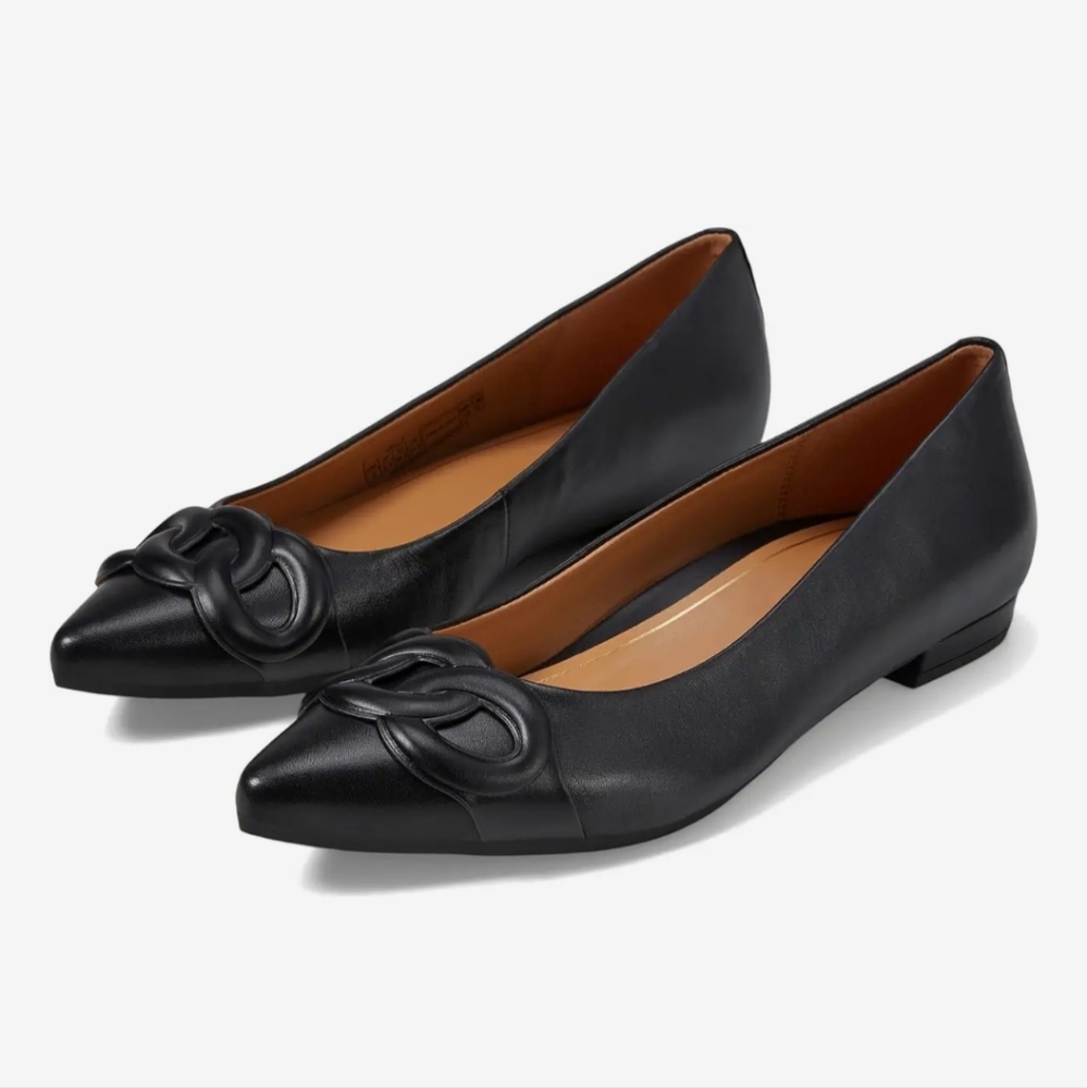 Vionic Black Pointed Leather Flats with Knotted Vamp